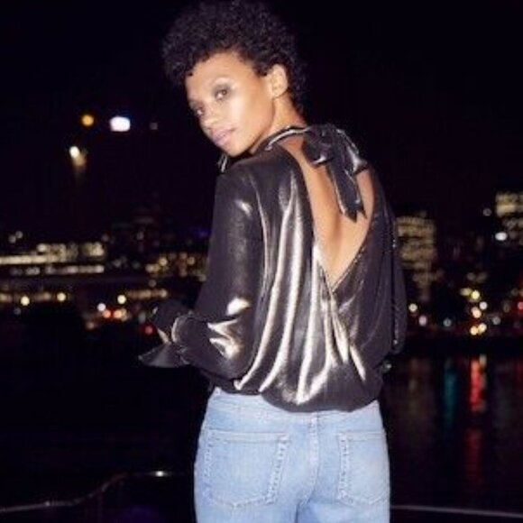 Trouve Silver Foil Metallic Tie Back Top XS - Picture 4 of 11